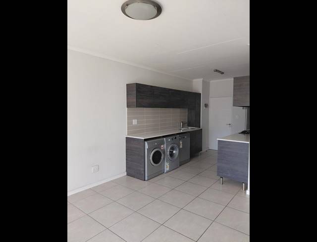 1 BEDROOM PROPERTY TO RENT IN OLIVEDALE